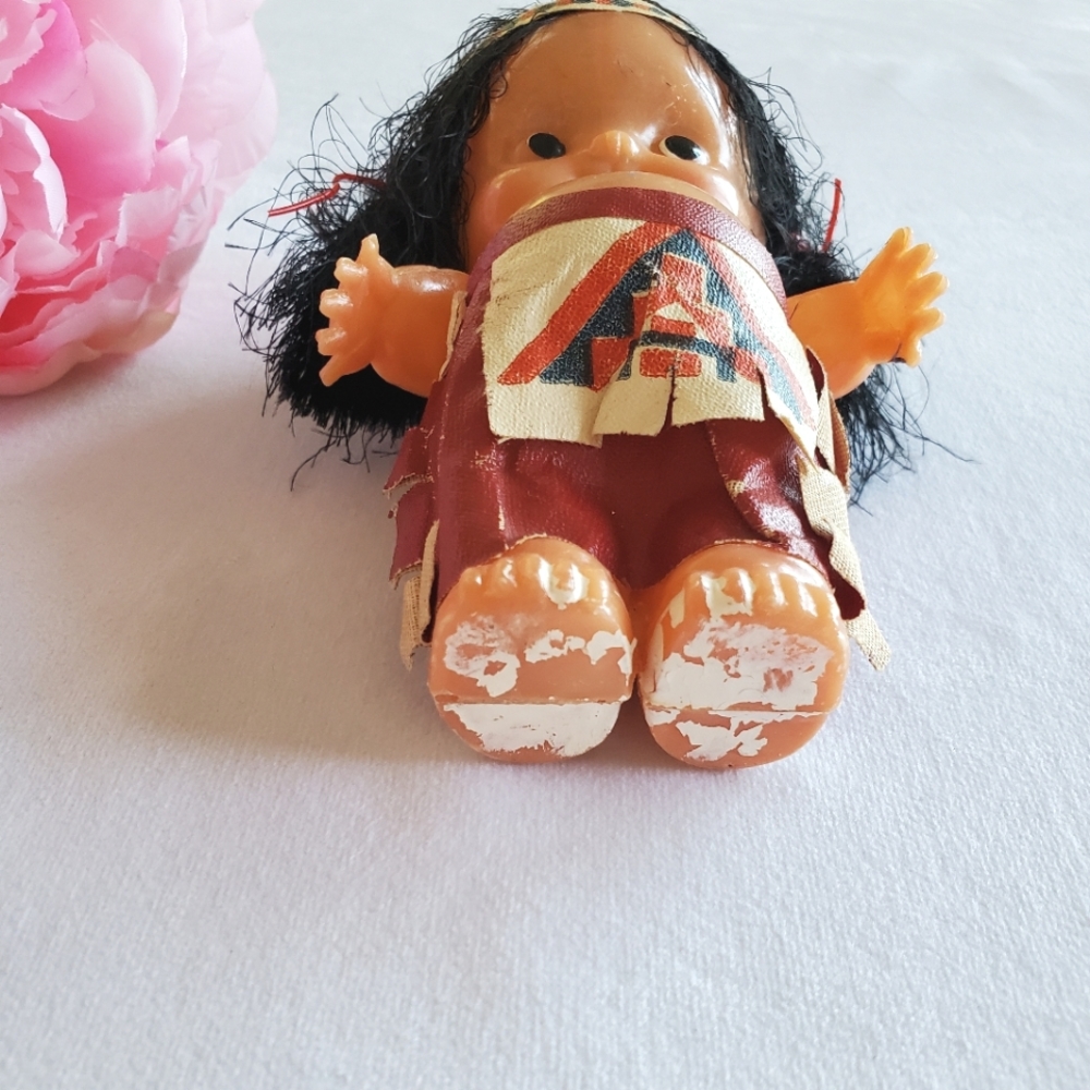 Vintage Native American Celluloid Doll Kewpie Indigenous - Picture 6 of 7